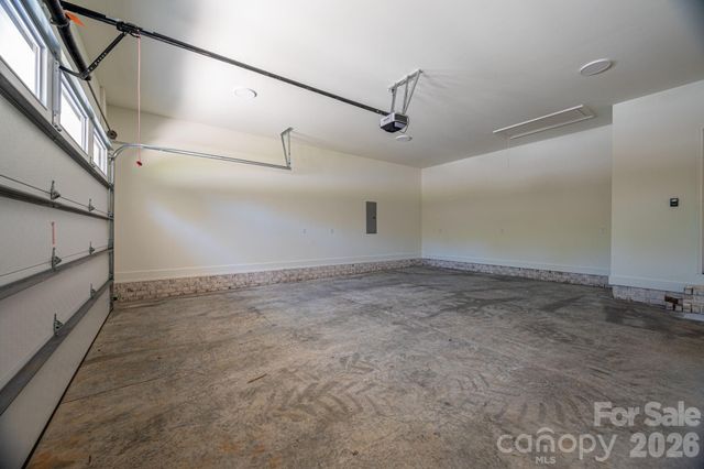 526 N Aspen Street, Lincolnton, NC 28092