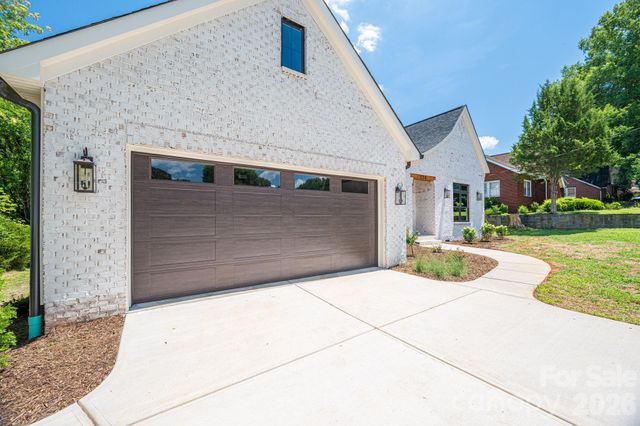 526 N Aspen Street, Lincolnton, NC 28092