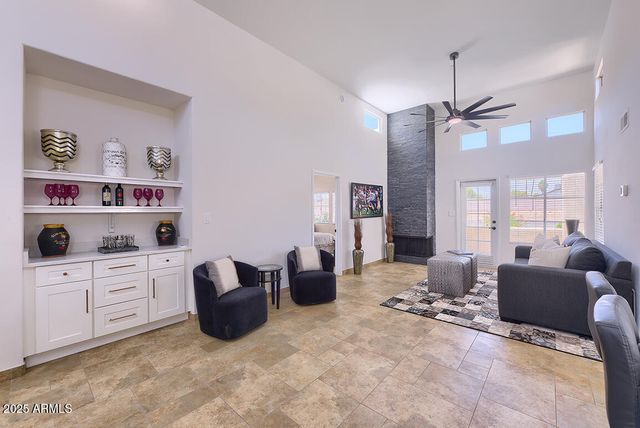 11333 N 92ND Street 1118, Scottsdale, AZ 85260