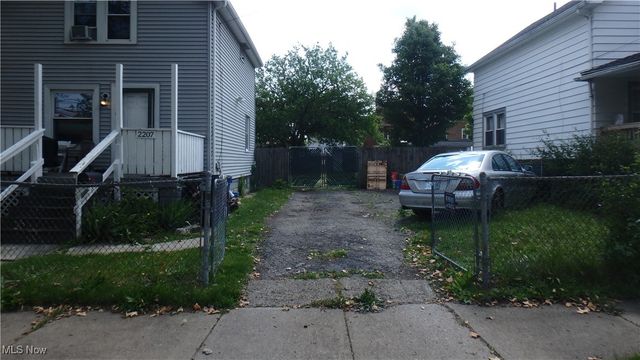 3240 W 38th Street, Cleveland, OH 44109