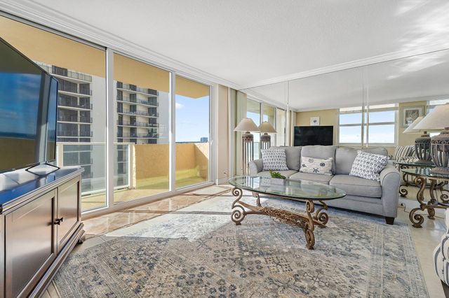 5440 N Ocean Drive 907, Singer Island, FL 33404