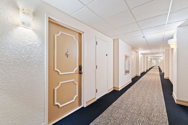 5440 N Ocean Drive 907, Singer Island, FL 33404