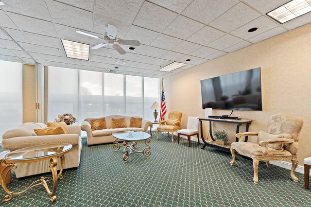 5440 N Ocean Drive 907, Singer Island, FL 33404