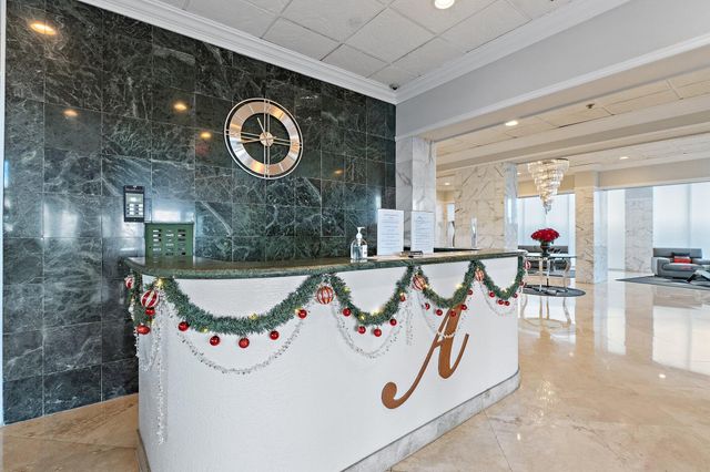 5440 N Ocean Drive 907, Singer Island, FL 33404