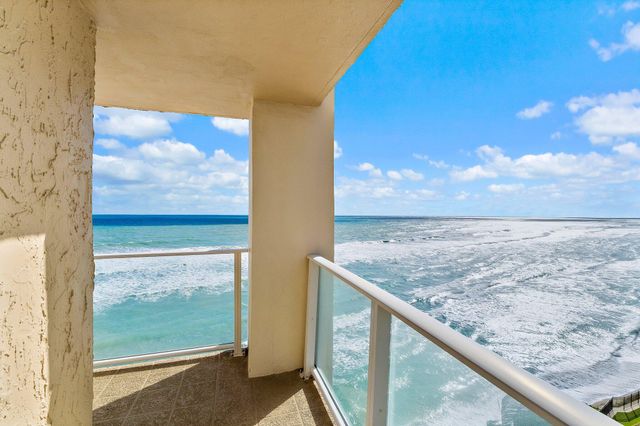 5440 N Ocean Drive 907, Singer Island, FL 33404
