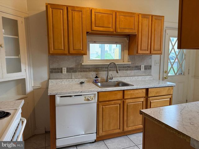2031 N 4TH ST, Harrisburg, PA 17102
