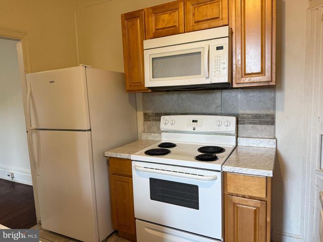 2031 N 4TH ST, Harrisburg, PA 17102