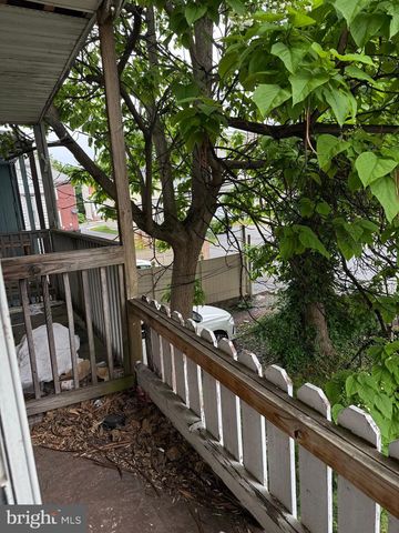 2031 N 4TH ST, Harrisburg, PA 17102