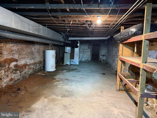 2031 N 4TH ST, Harrisburg, PA 17102
