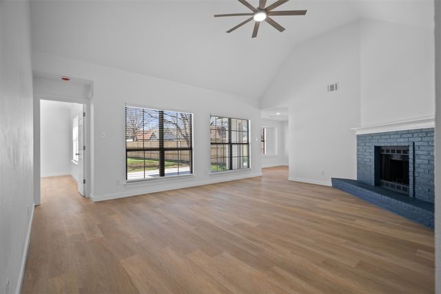 6111 Maple Leaf Drive, Arlington, TX 76017