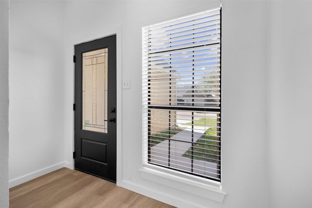 6111 Maple Leaf Drive, Arlington, TX 76017