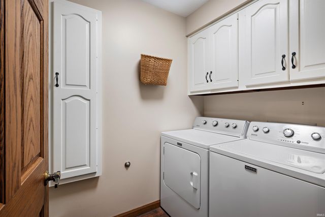 1505 N Etna Road, Huntington, IN 46750