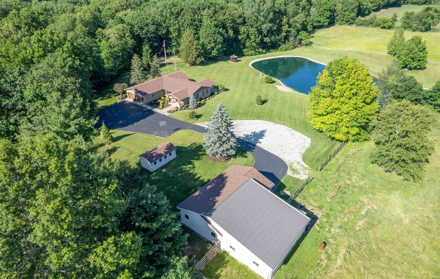 1505 N Etna Road, Huntington, IN 46750