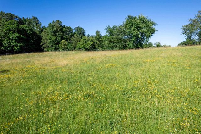 1505 N Etna Road, Huntington, IN 46750