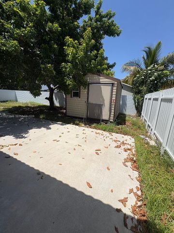 18116 SW 139th Place 0, Miami, FL 33177