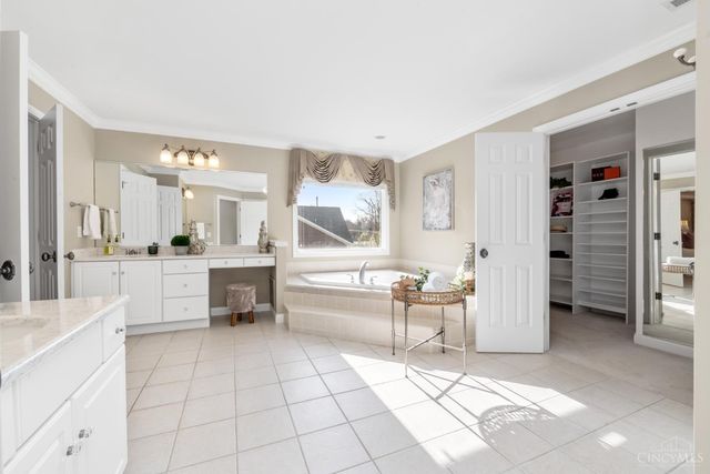 5760 Kugler Mill Road, Sycamore Twp, OH 45236