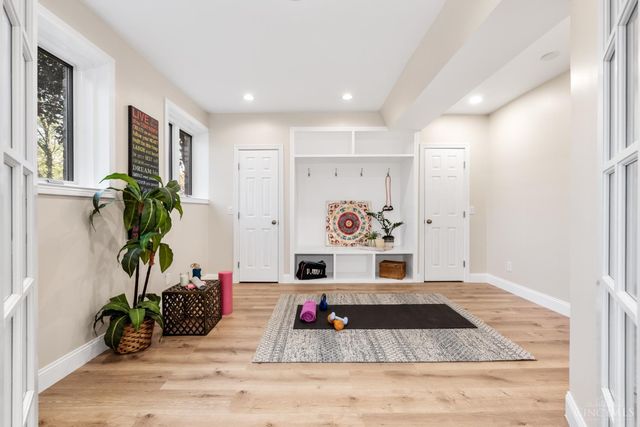 5760 Kugler Mill Road, Sycamore Twp, OH 45236