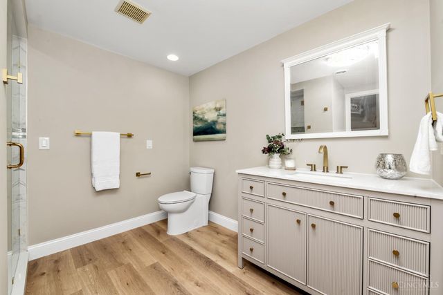 5760 Kugler Mill Road, Sycamore Twp, OH 45236