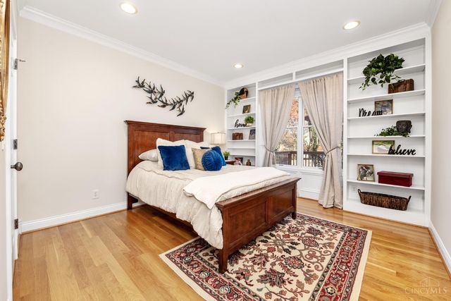 5760 Kugler Mill Road, Sycamore Twp, OH 45236