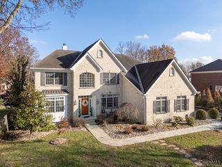 5760 Kugler Mill Road, Sycamore Twp, OH 45236