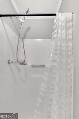 5000 Sugar Creek Drive, Sugar Hill, GA 30518