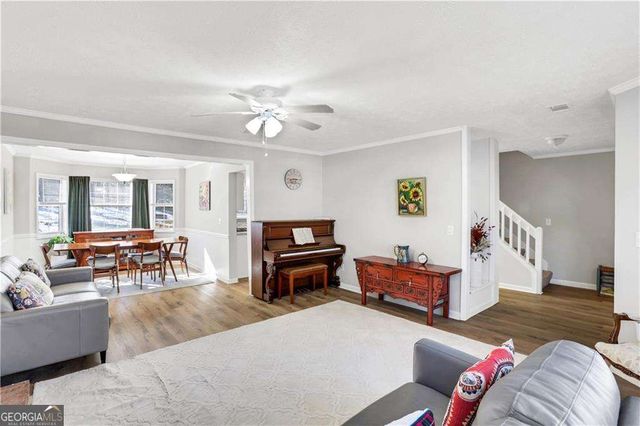 5000 Sugar Creek Drive, Sugar Hill, GA 30518