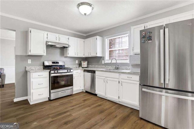 5000 Sugar Creek Drive, Sugar Hill, GA 30518