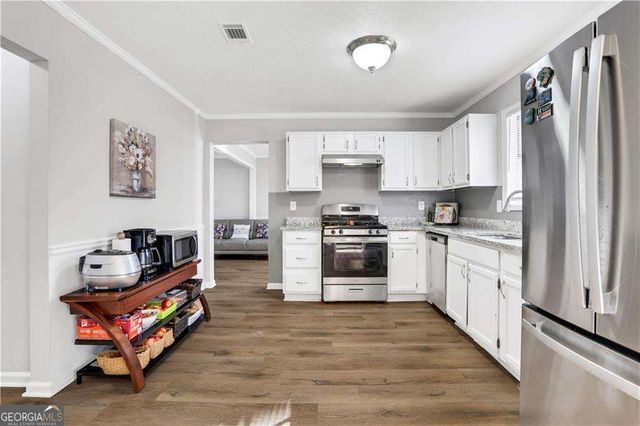 5000 Sugar Creek Drive, Sugar Hill, GA 30518