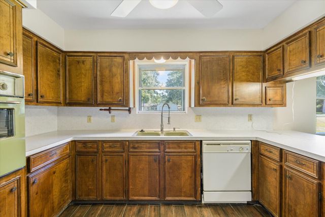 906 Havard Road, Houston, TX 77336