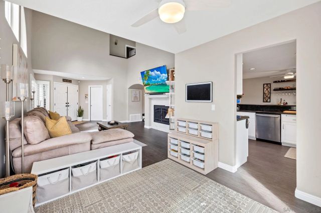 6848 Via Verano, Carlsbad, CA 92009