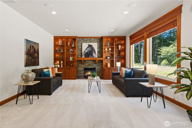 30217 Retreat Kanaskat Road SE, Ravensdale, WA 98051
