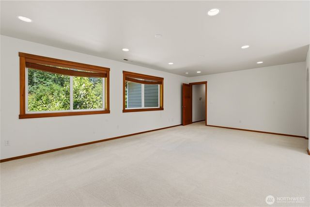 30217 Retreat Kanaskat Road SE, Ravensdale, WA 98051