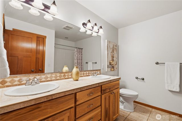 30217 Retreat Kanaskat Road SE, Ravensdale, WA 98051