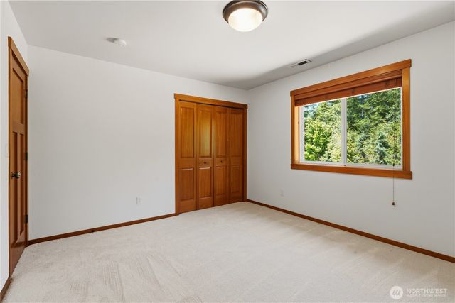 30217 Retreat Kanaskat Road SE, Ravensdale, WA 98051
