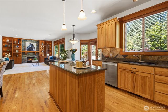 30217 Retreat Kanaskat Road SE, Ravensdale, WA 98051