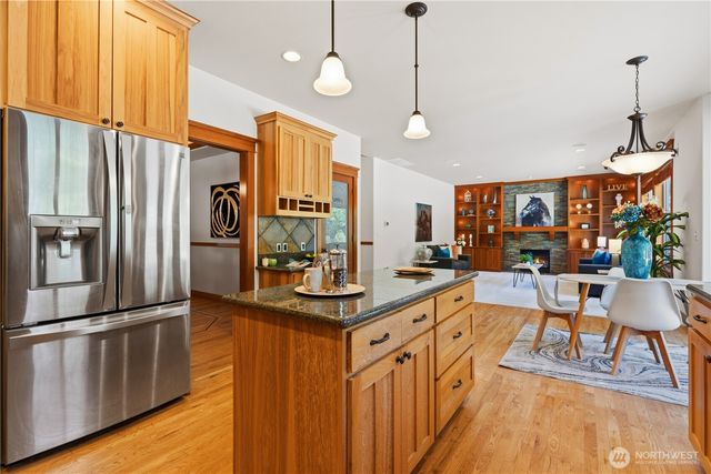 30217 Retreat Kanaskat Road SE, Ravensdale, WA 98051