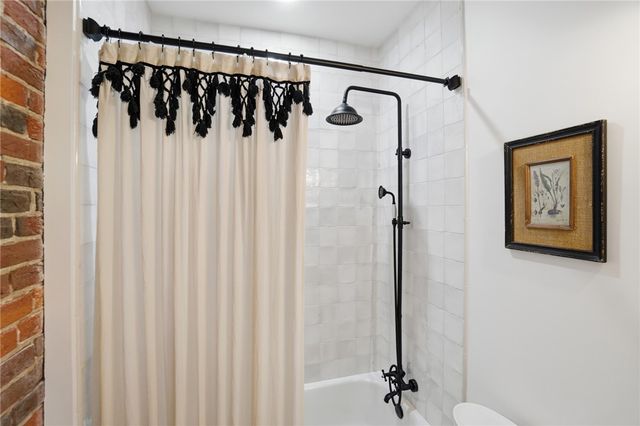 26 E South Street, Harveysburg, OH 45032