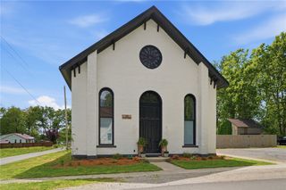 26 E South Street, Harveysburg, OH 45032