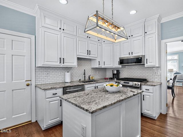 6012 Tenter Banks Square, Raleigh, NC 27609