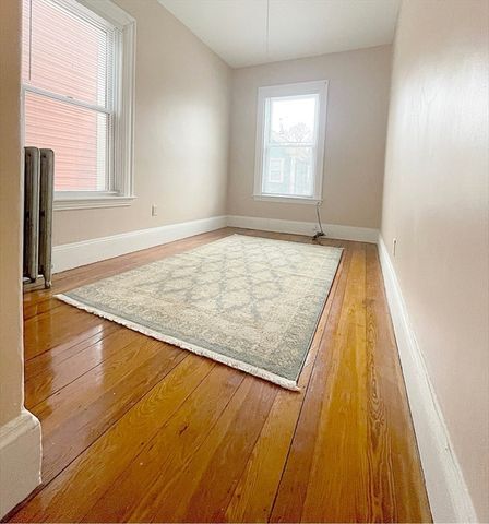 20 Crescent St 2, Cambridge, MA 02138