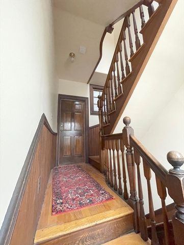 20 Crescent St 2, Cambridge, MA 02138