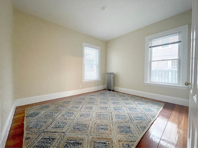 20 Crescent St 2, Cambridge, MA 02138
