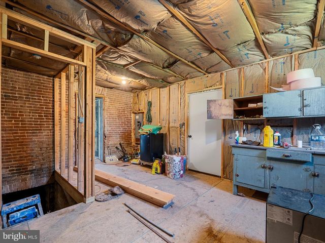 7211 QUEEN ST, Kearneysville, WV 25430