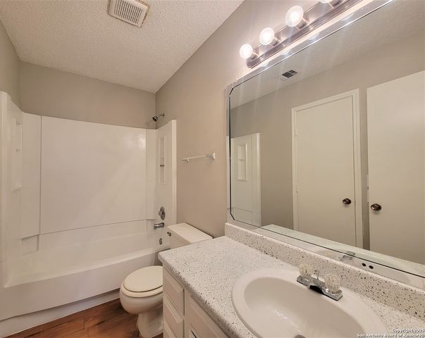 7014-7016 Elmbank, San Antonio, TX 78244