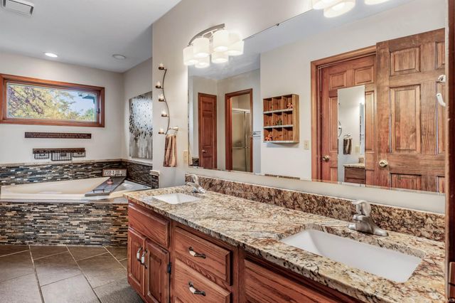 10625 Lone Eagle Way, Fort Wayne, IN 46845