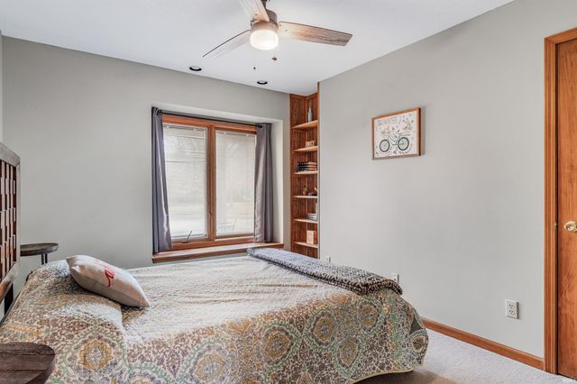 10625 Lone Eagle Way, Fort Wayne, IN 46845