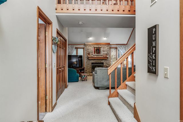 10625 Lone Eagle Way, Fort Wayne, IN 46845