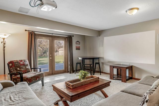 10625 Lone Eagle Way, Fort Wayne, IN 46845