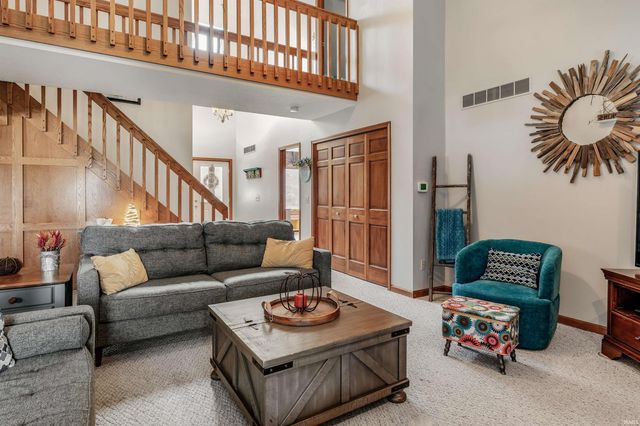 10625 Lone Eagle Way, Fort Wayne, IN 46845