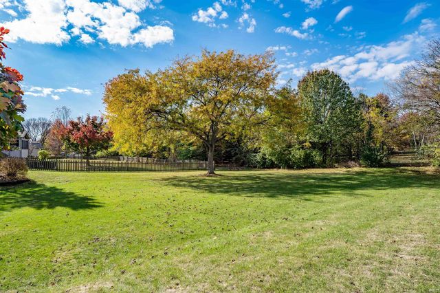 10625 Lone Eagle Way, Fort Wayne, IN 46845